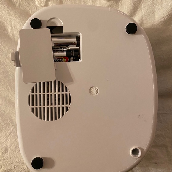 Nail dryer and nail file set! - Picture 7 of 8